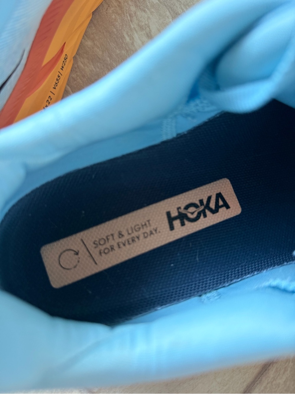 👟 HOKA Clifton 8 Women’s Size 9 – Brand New - Picture 4 of 6